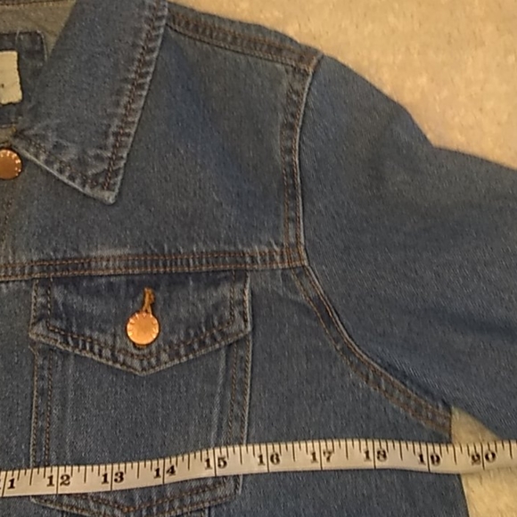 Forever 21 Jean jacket. - Picture 9 of 10